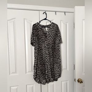 Leopard print midi dress